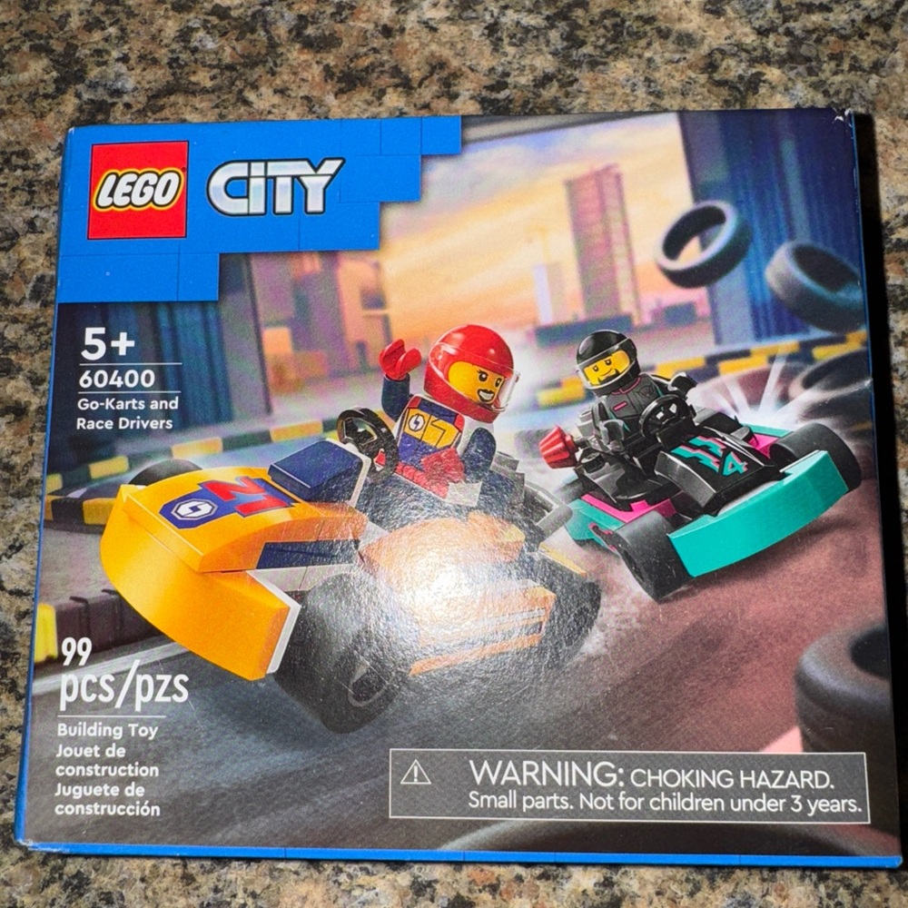 LEGO CITY: Go-Karts and Race Drivers (60400) 99 Pieces Age 5+NEW